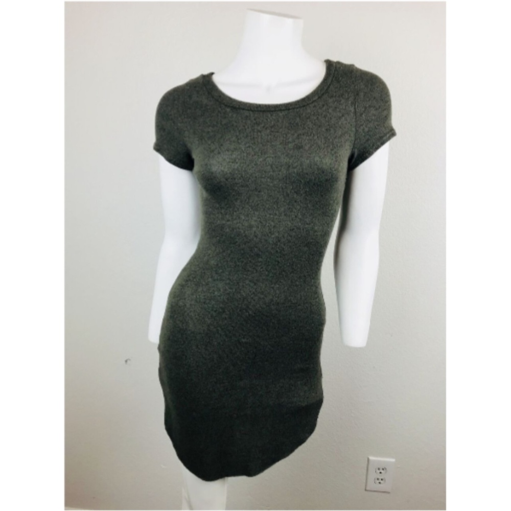 GoJANE T-Shirt Dress Green Sleeveless Crewneck S